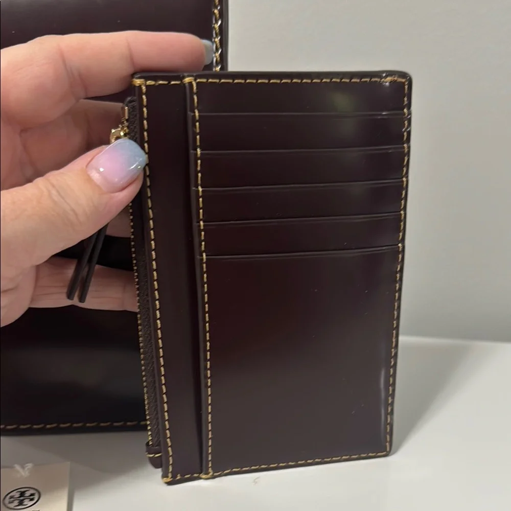 Tory Burch Brown Shoulder Bag with Gold Hardware - Picture 7 of 9